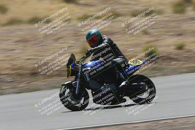 media/Apr-20-2025-AHRMA (Sun) [[393a79c373]]/Race/Group 8/Turn 4b/